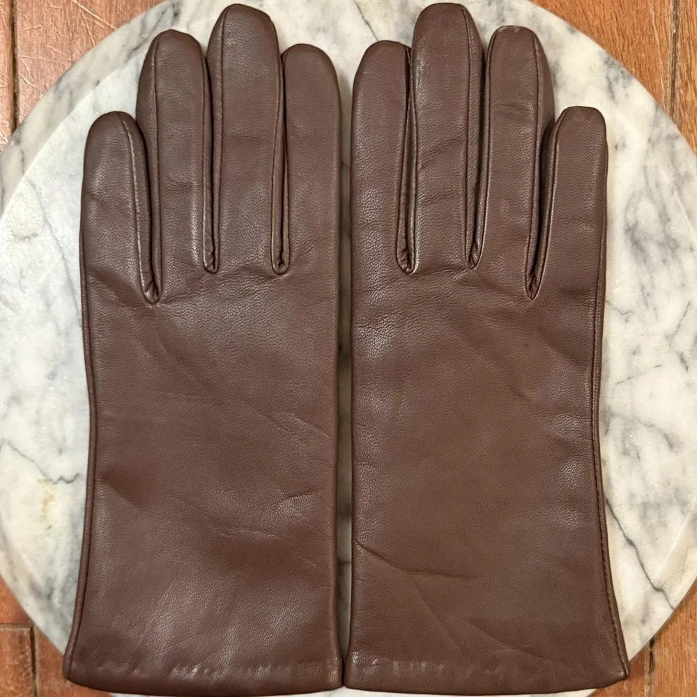 EUC! Vintage ISOTONER Women Sz 7.5 Chocolate Brown Leather Lined Driving Gloves - Picture 2 of 5